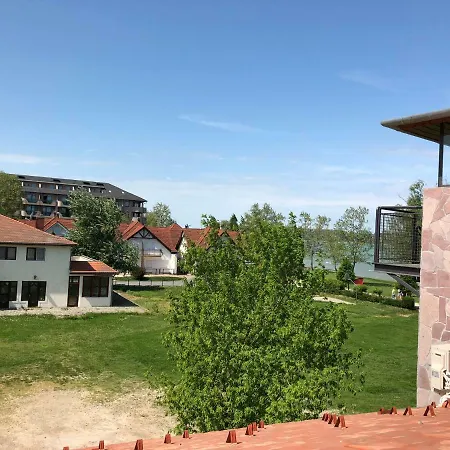 Rkcz40 - Design At The Heart Of Balaton *