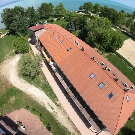 Rkcz40 - Design At The Heart Of Balaton Apartment