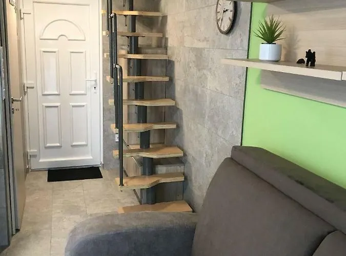 Rkcz40 - Design At The Heart Of Balaton